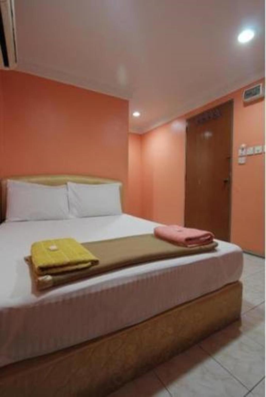 Hotel Nilai H2 Extérieur photo