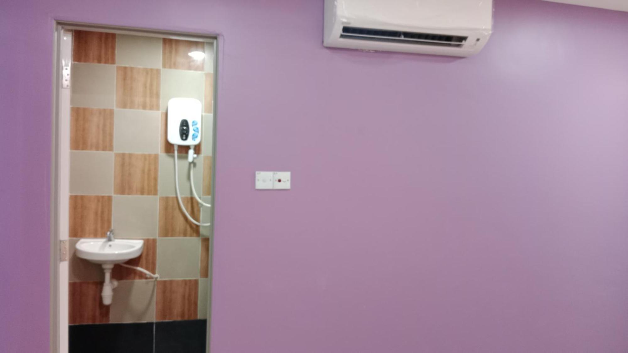 Hotel Nilai H2 Extérieur photo